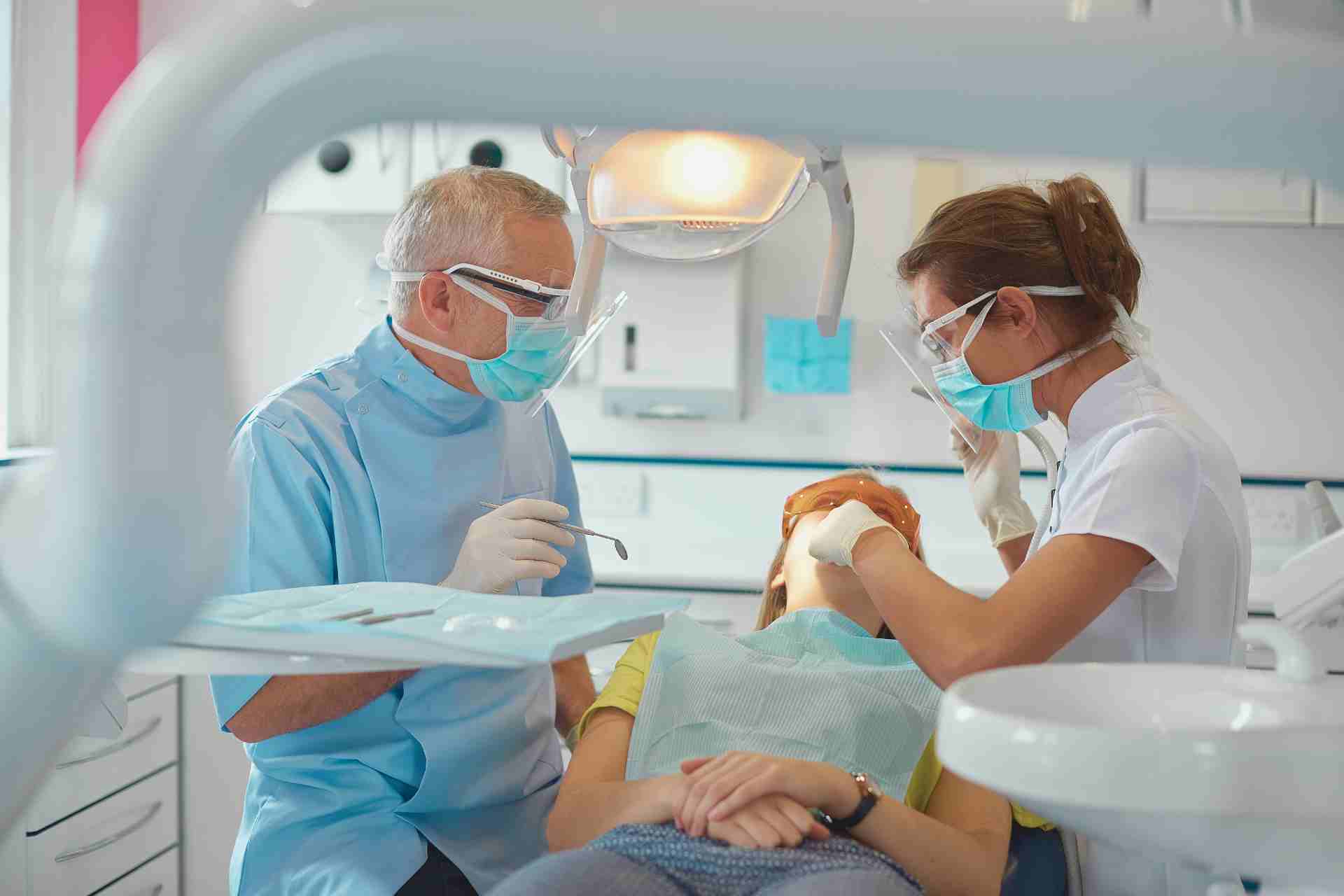 Dentist in Hollywood, FL